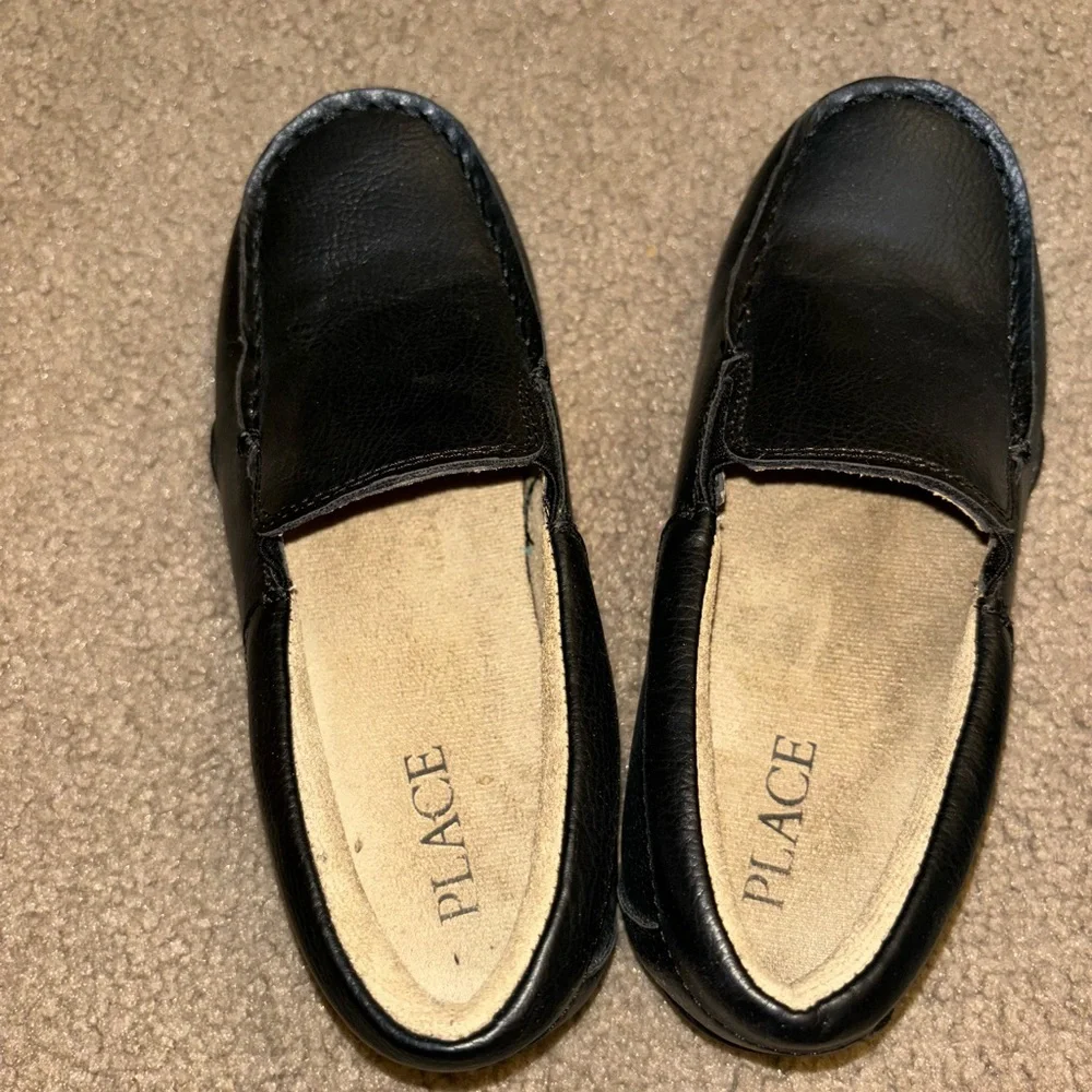Brand new Children’s Place black loafers size 1.